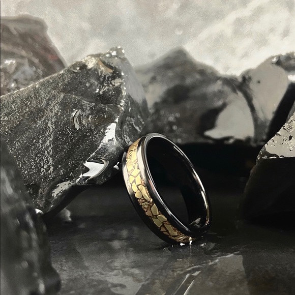14k Solid Gold Band Black Zirconium Ring - Picture 3 of 5